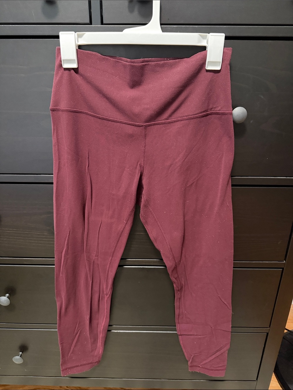 Lululemon maroon align leggings 25”